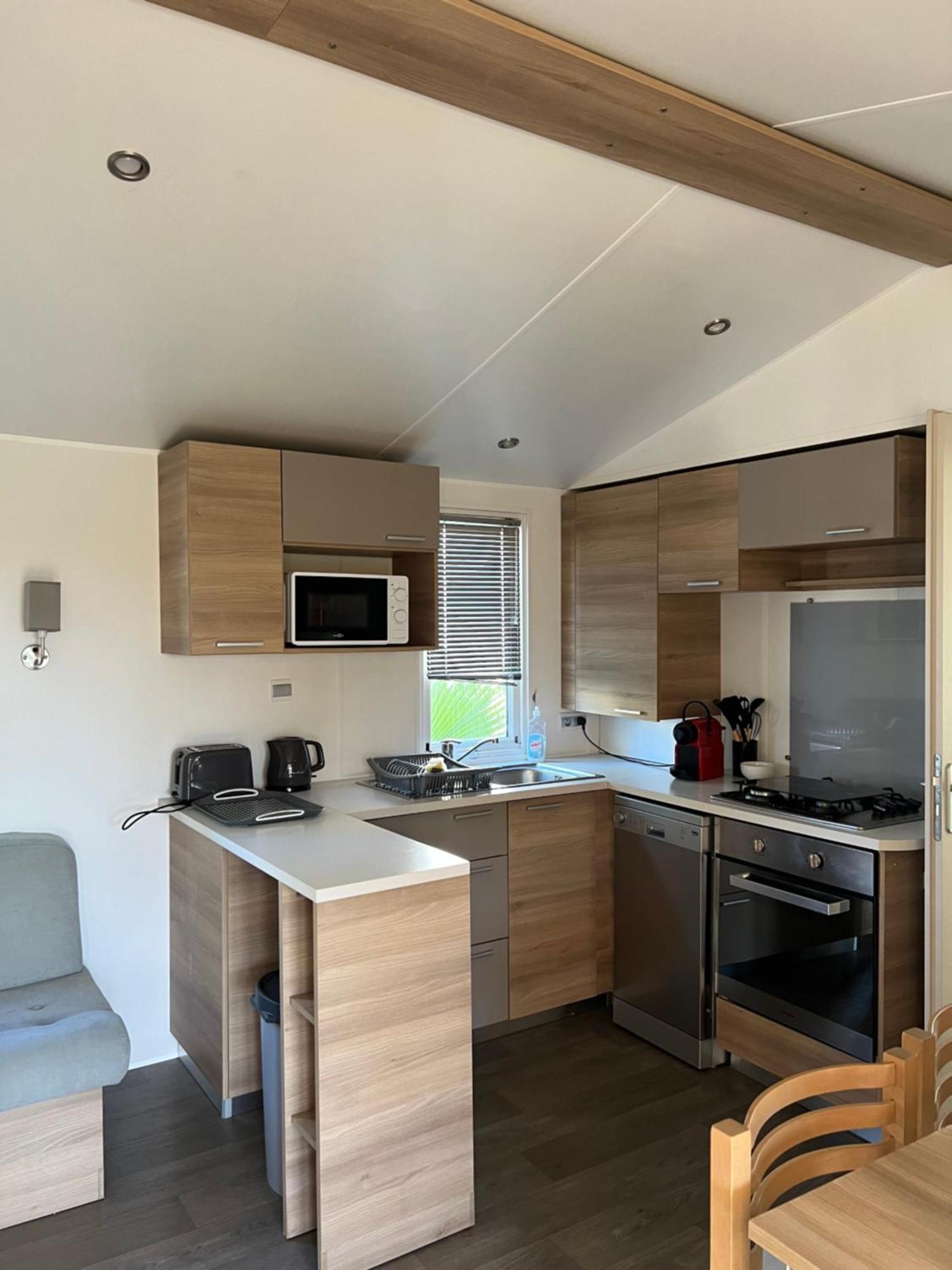Mobilhome La Carabasse Vias Plage Exteriör bild