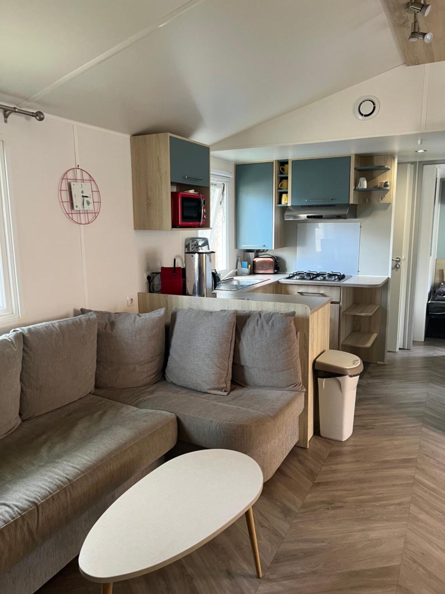 Mobilhome La Carabasse Vias Plage Exteriör bild
